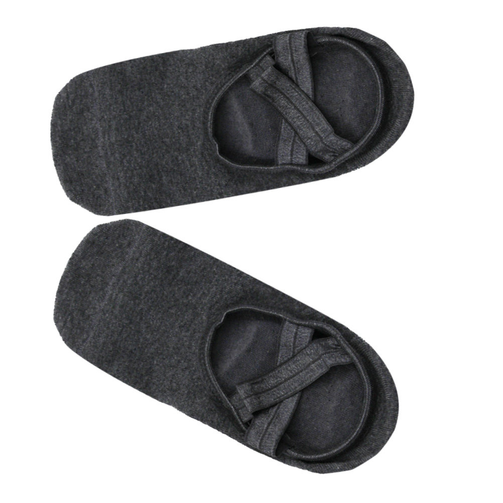 جوارب يوغا نسائية مانعة للانزل - مراجعة Grip Sock Yoga وسعره